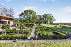 Photo 22- click for photo gallery